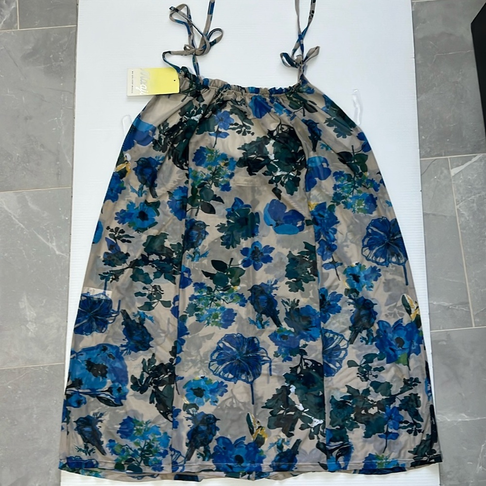 NWT Maaji Women’s Floral Camisole in Blue and Cream Mini Dress Cover up Size M